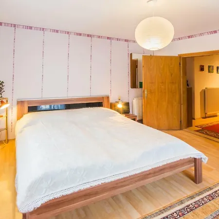 Hilgenfeld Apartment *