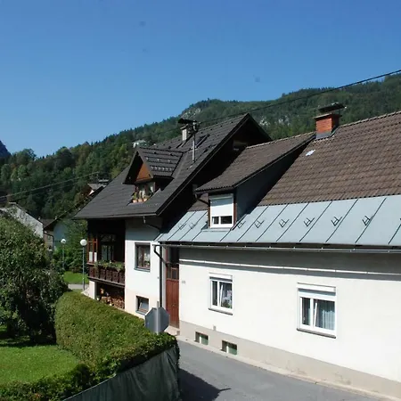 Hilgenfeld Apartment